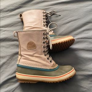 Sorel 1964 Waxed Canvas Winter Boots 6W